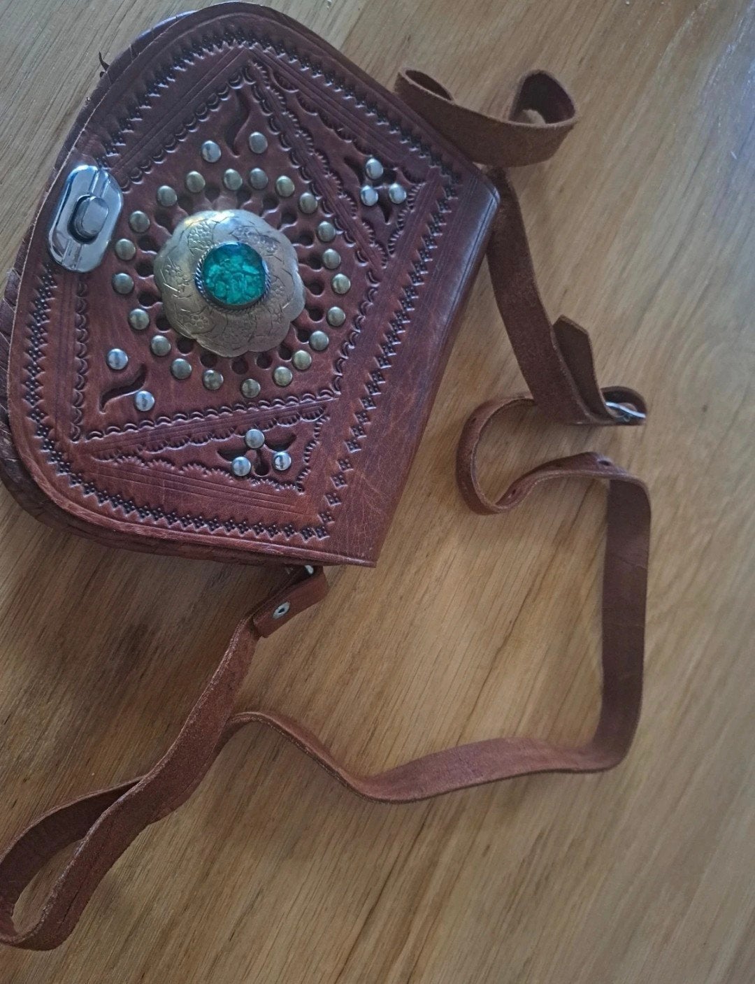 Nieuw lederen BOHO tasje, Ophalen of Verzenden, Nieuw, Bruin, Schoudertasje