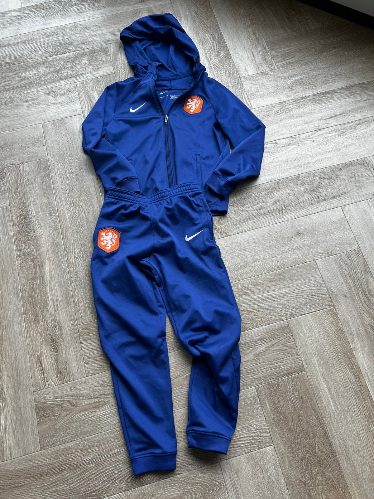 Nederlands Elftal trainingspak Nike maat 116-122, Kinderen en Baby's, Kinderkleding | Maat 122, Ophalen of Verzenden, Zo goed als nieuw