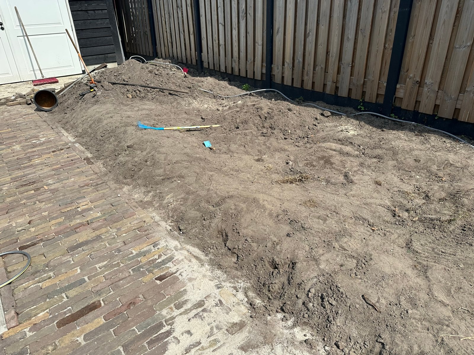 Gratis af te halen: Ophoogzand / Grond (ca. 3,5 kuub), Ophalen, Gebruikt, Ophoogzand