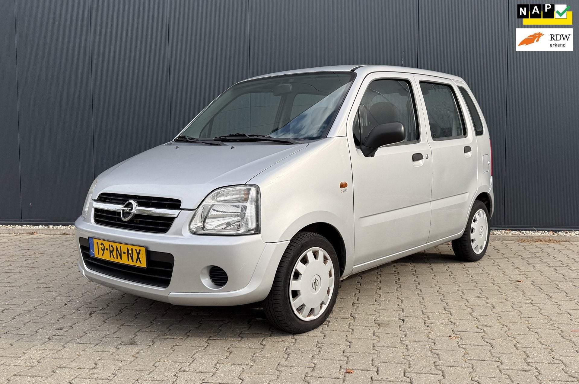 Opel Agila 1.0-12V Flexx cool Airco NIEUW APK, Auto's, Voorwielaandrijving, Stof, Gebruikt, 60 pk