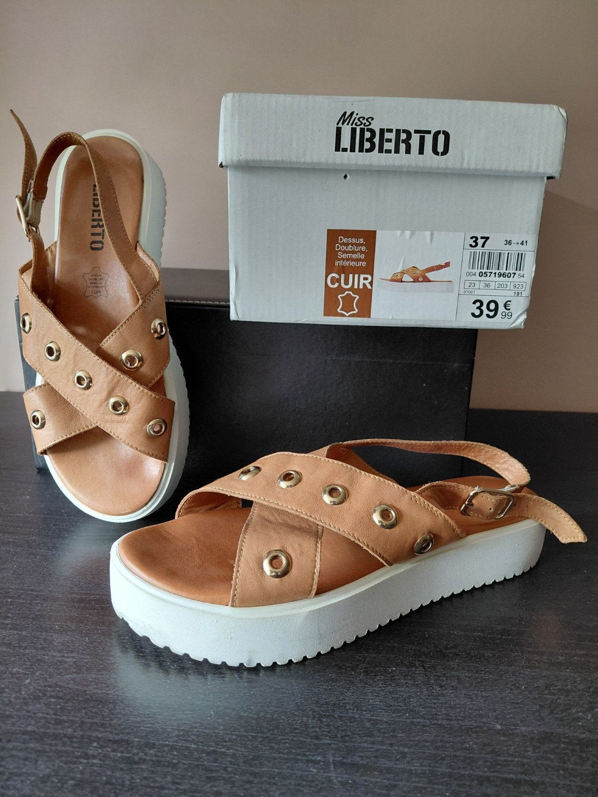 sandalen Miss Liberto maat 37, Bruin, Verzenden, Sandalen of Muiltjes, Miss Liberto