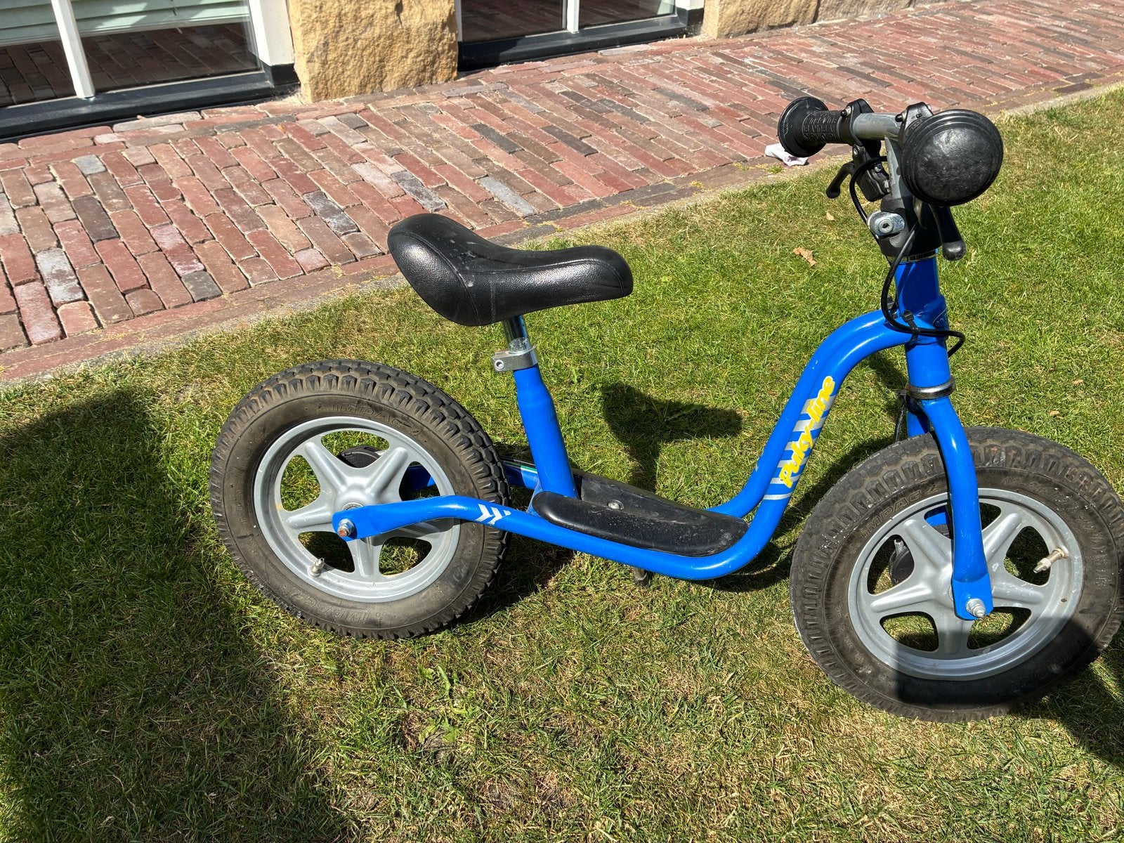 Blauwe Puky loopfiets, zo goed als nieuw, Fietsen en Brommers, Fietsen | Kinderfietsjes, Ophalen, Zo goed als nieuw, Velgrem, Minder dan 16 inch
