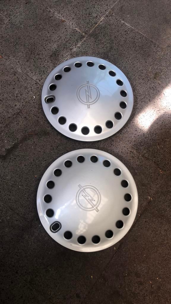 Opel wieldoppen, Auto diversen, Wieldoppen, Ophalen of Verzenden, Gebruikt