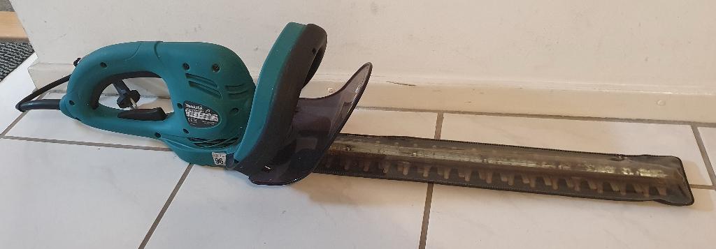 Makita heggeschaar 230 volt in prima staat., Ophalen, Gebruikt, Elektrisch, Makita