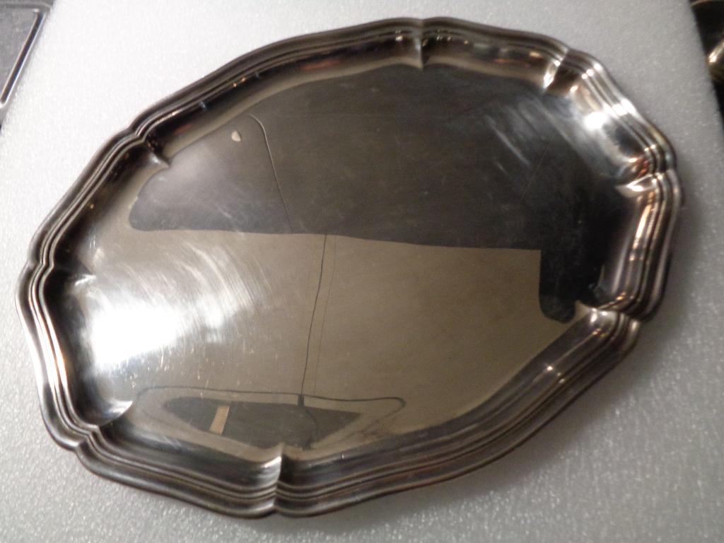 verzilverde schaal 33 cm lang 25 cm breed merk zilver pleet, Ophalen of Verzenden