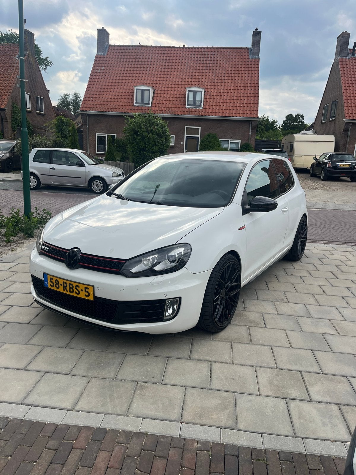 Volkswagen Golf 2.0 GTI 155KW DSG 2009 Wit, 4 cilinders, Wit, 14 km/l, 1314 kg