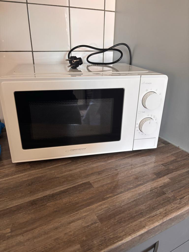 Esperanza Magnetron - Zo goed als nieuw, Ophalen, Minder dan 45 cm, Draaiplateau, Vrijstaand