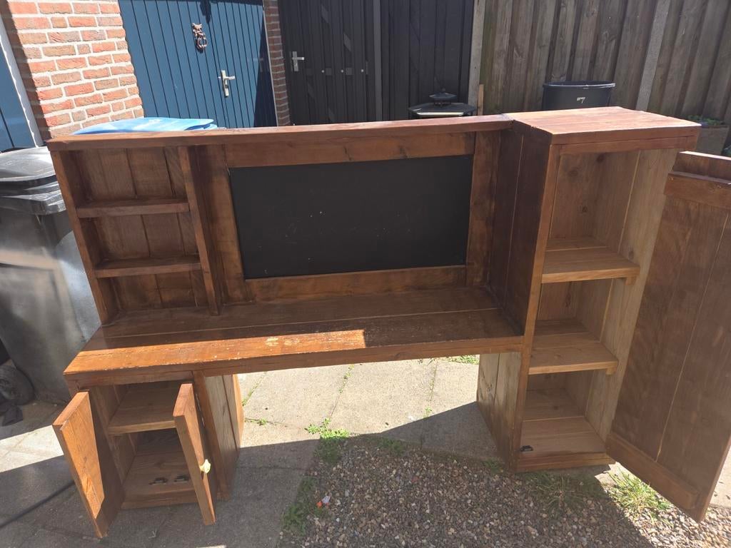 Kinder bureau met 2 stoelen met krijtbord met 2 kasten, Ophalen