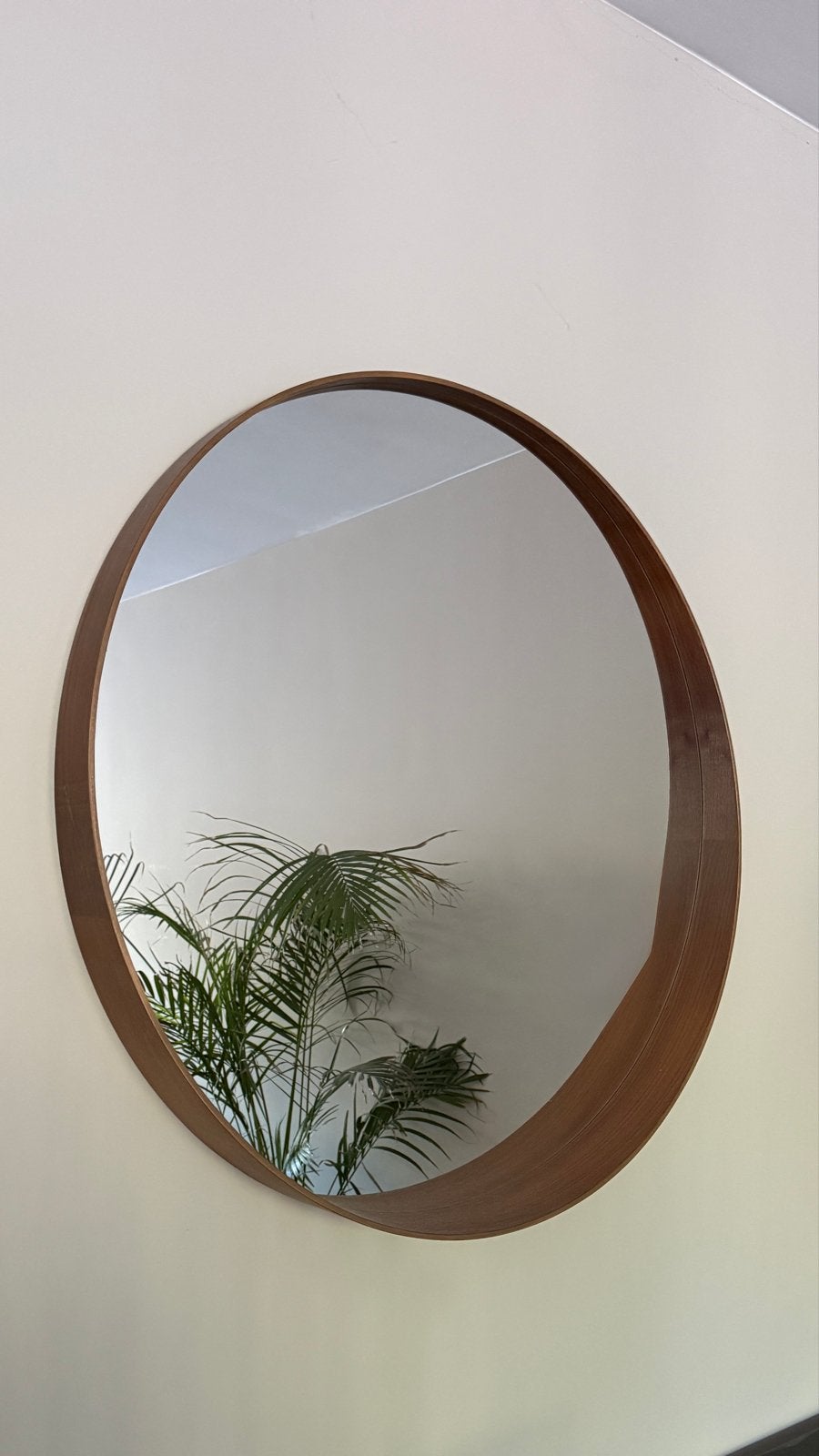 IKEA Stockholm spiegel rond walnootfineer, Huis en Inrichting, Woonaccessoires | Spiegels, Ophalen, Rond, Zo goed als nieuw, 75 tot 100 cm