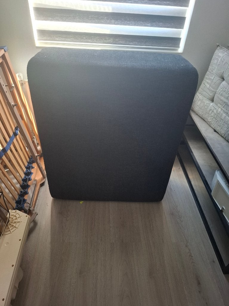 Voetenbank/Hokker met 4 kussens., Ophalen, 75 tot 100 cm, Zo goed als nieuw, Stof