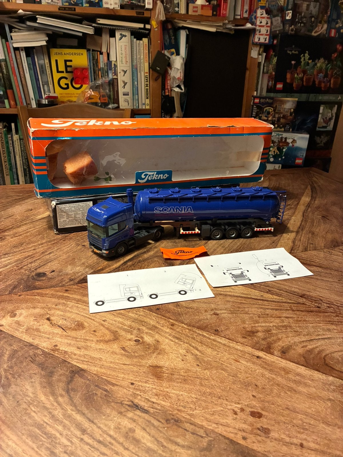 Tekno scania vrachtwagen 1593145 schaal 1 op 50, Hobby en Vrije tijd, Gebruikt, Tekno, Bus of Vrachtwagen, Ophalen of Verzenden