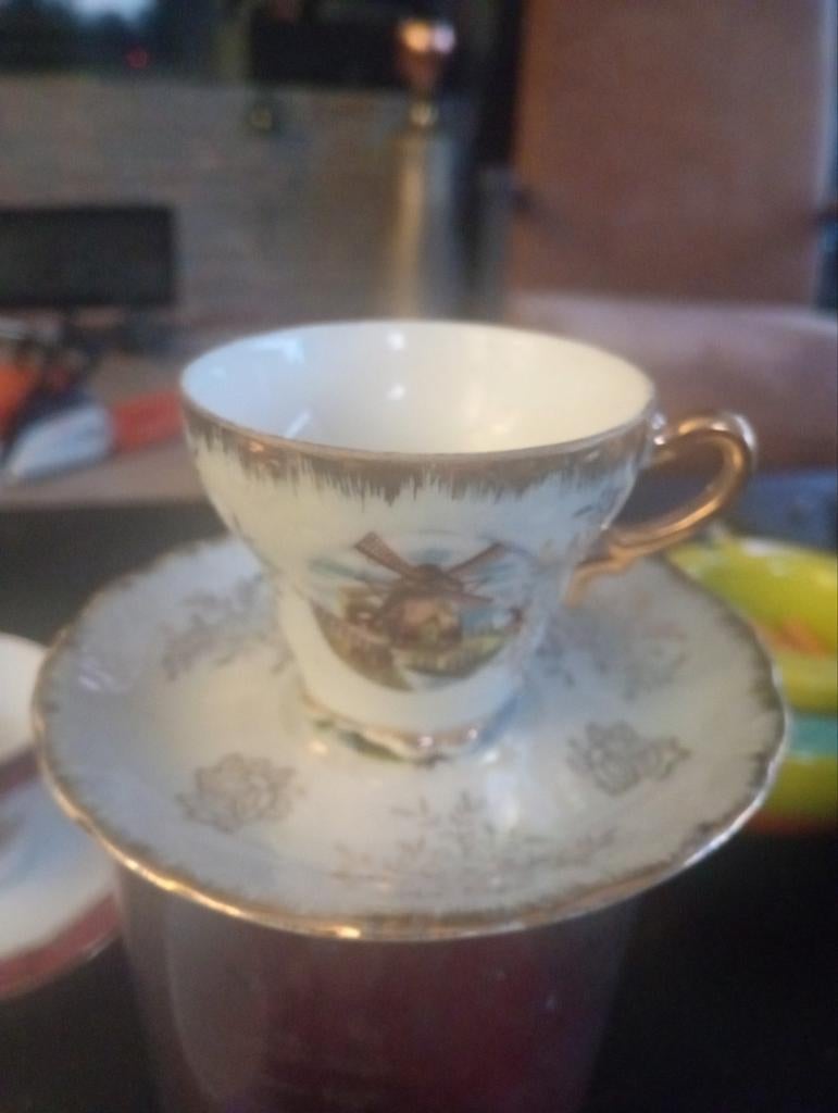 Vintage theekopje met molen decoratie, Antiek en Kunst, Ophalen of Verzenden