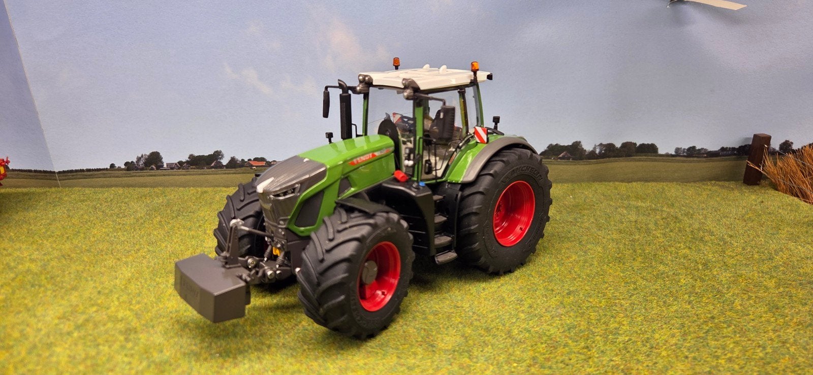 verbouwde Fendt 942 van Wiking op brede banden., Ophalen of Verzenden, Tractor of Landbouw, Overige merken