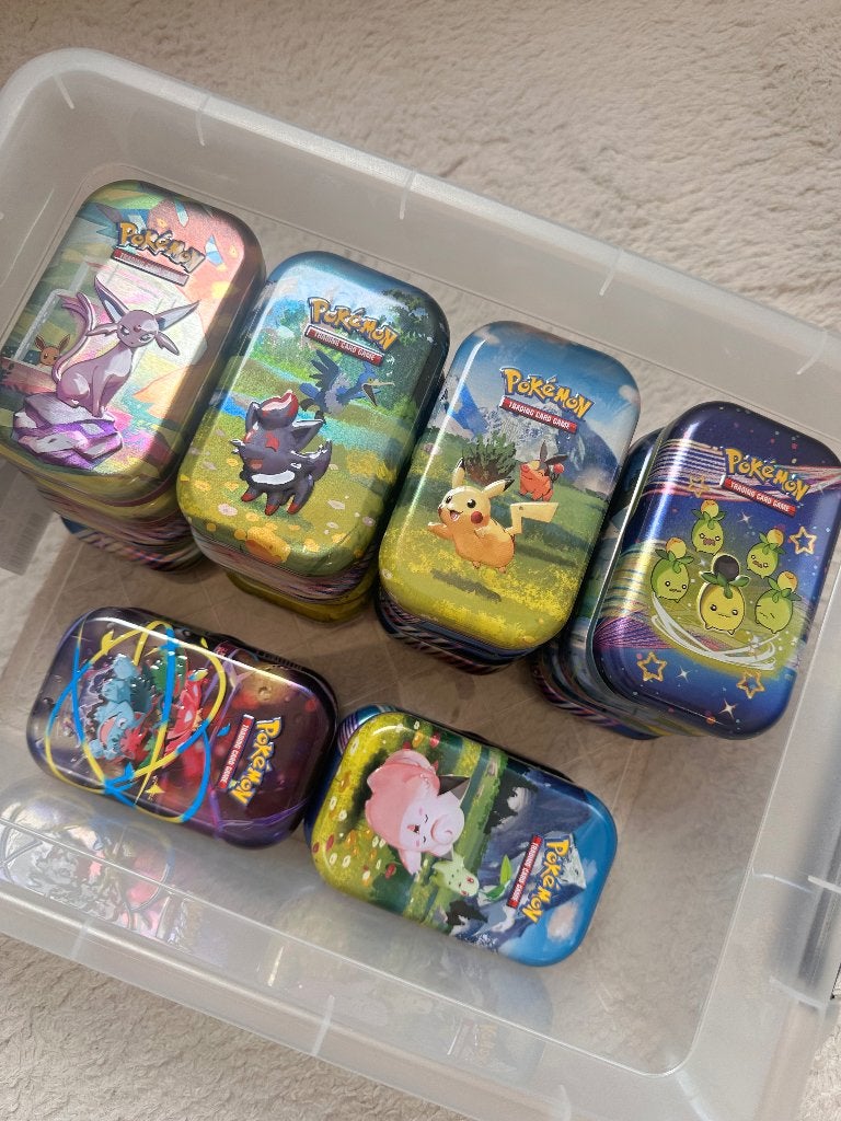 Emty pokemon tins, Hobby en Vrije tijd, Verzamelkaartspellen | Pokémon, Ophalen, Zo goed als nieuw, Overige typen