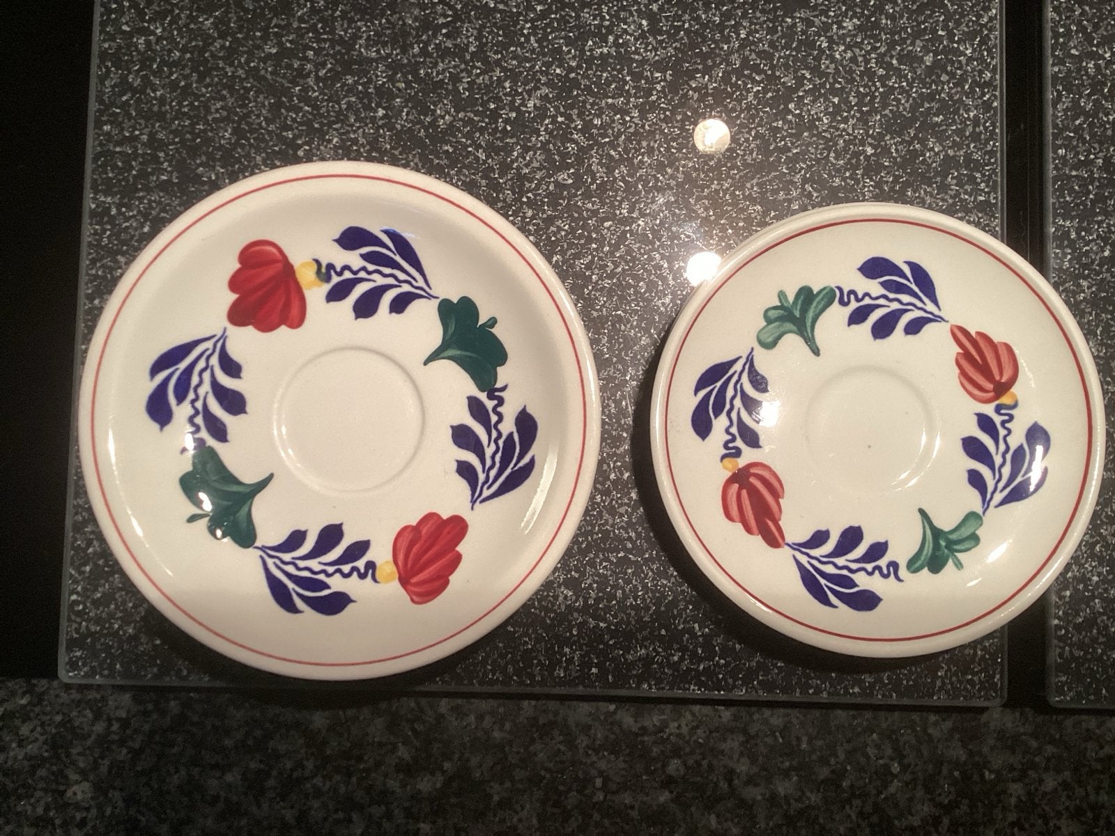 Boerenbont serviesdelen - Kopjes, schotels, kommen, bekers, Keramiek, Landelijk/Boerenbont, Nieuw, Ophalen of Verzenden
