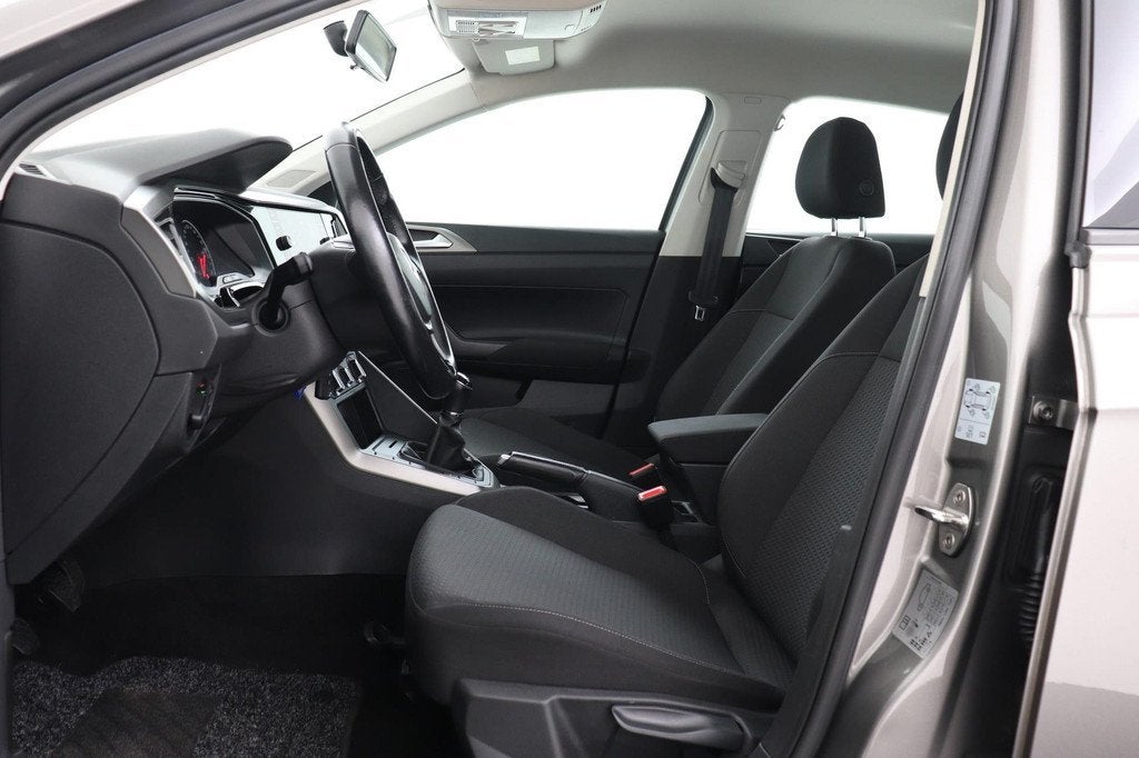 Volkswagen Polo 1.0 TSI Comfortline | Org NL | CarPlay | Ada, Voorwielaandrijving, Stof, Gebruikt, 95 pk