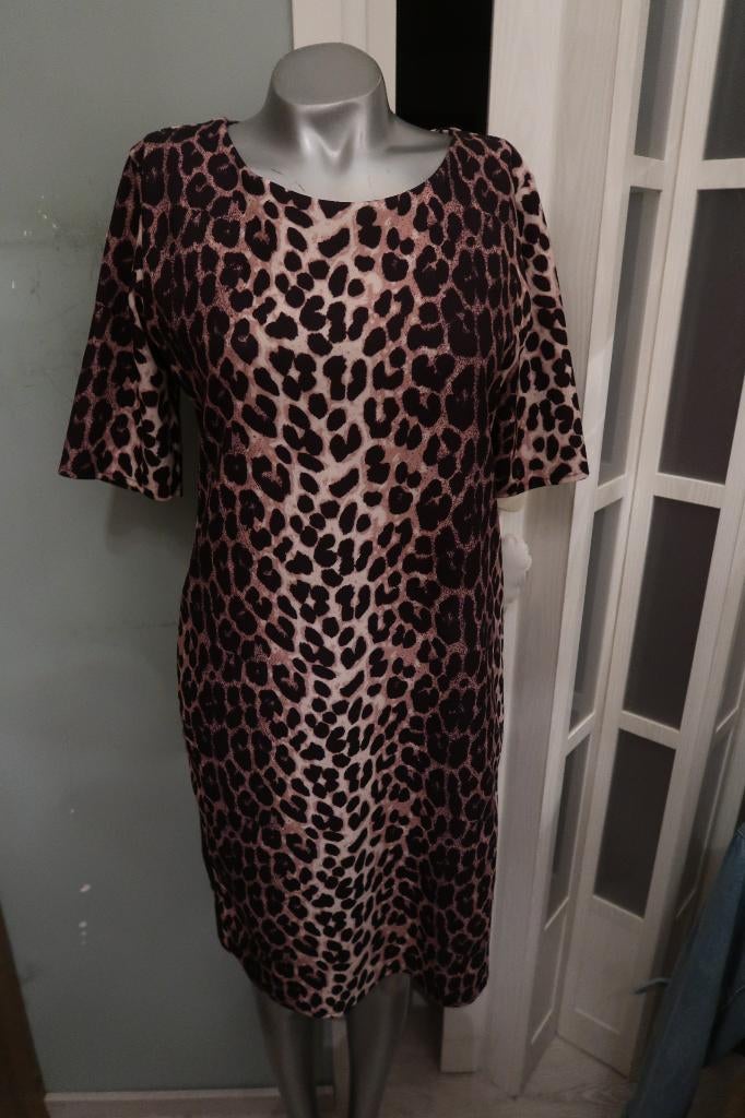 mooie tijgerprint jurk met zwarte bies L van Musthaves, Zwart, Maat 42/44 (L), Musthaves, Ophalen of Verzenden