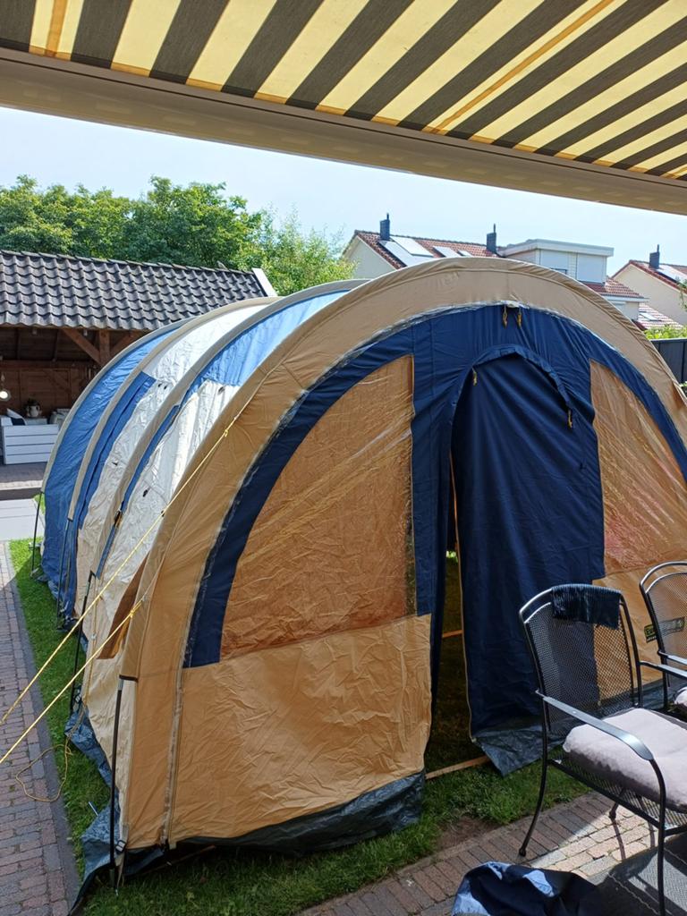 Eurotrail Tunneltent 3x5 met 2 slaapcabines, Ophalen of Verzenden, Gebruikt, Tot en met 4