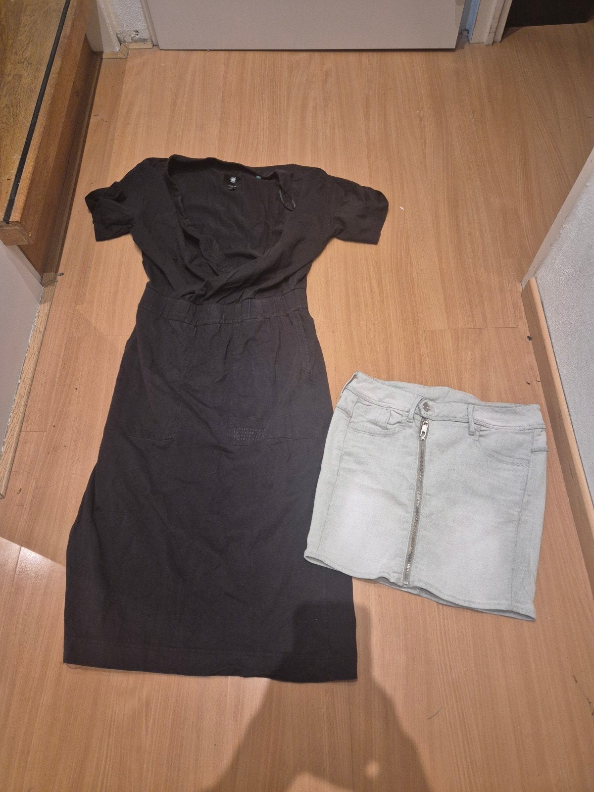 G-Star RAW jurk en spijkerrokje, Kleding | Dames, Jurken, Zwart, Ophalen of Verzenden, Knielengte, Maat 36 (S)