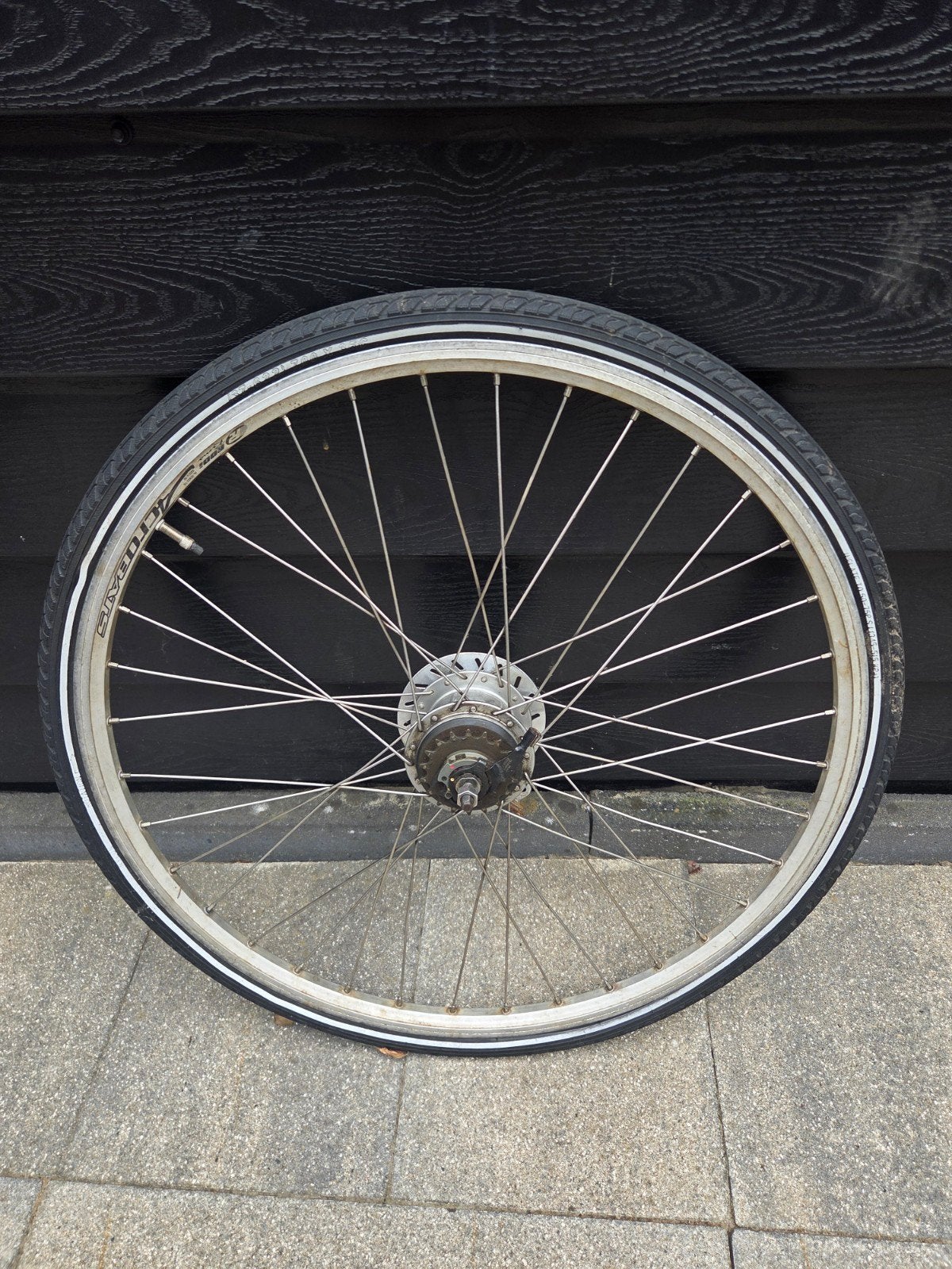 8 Nexus Versnellingen Gazelle Achterwiel + Binnen Buitenband, Fietsen en Brommers, Fietsonderdelen, Zo goed als nieuw, Aluminium