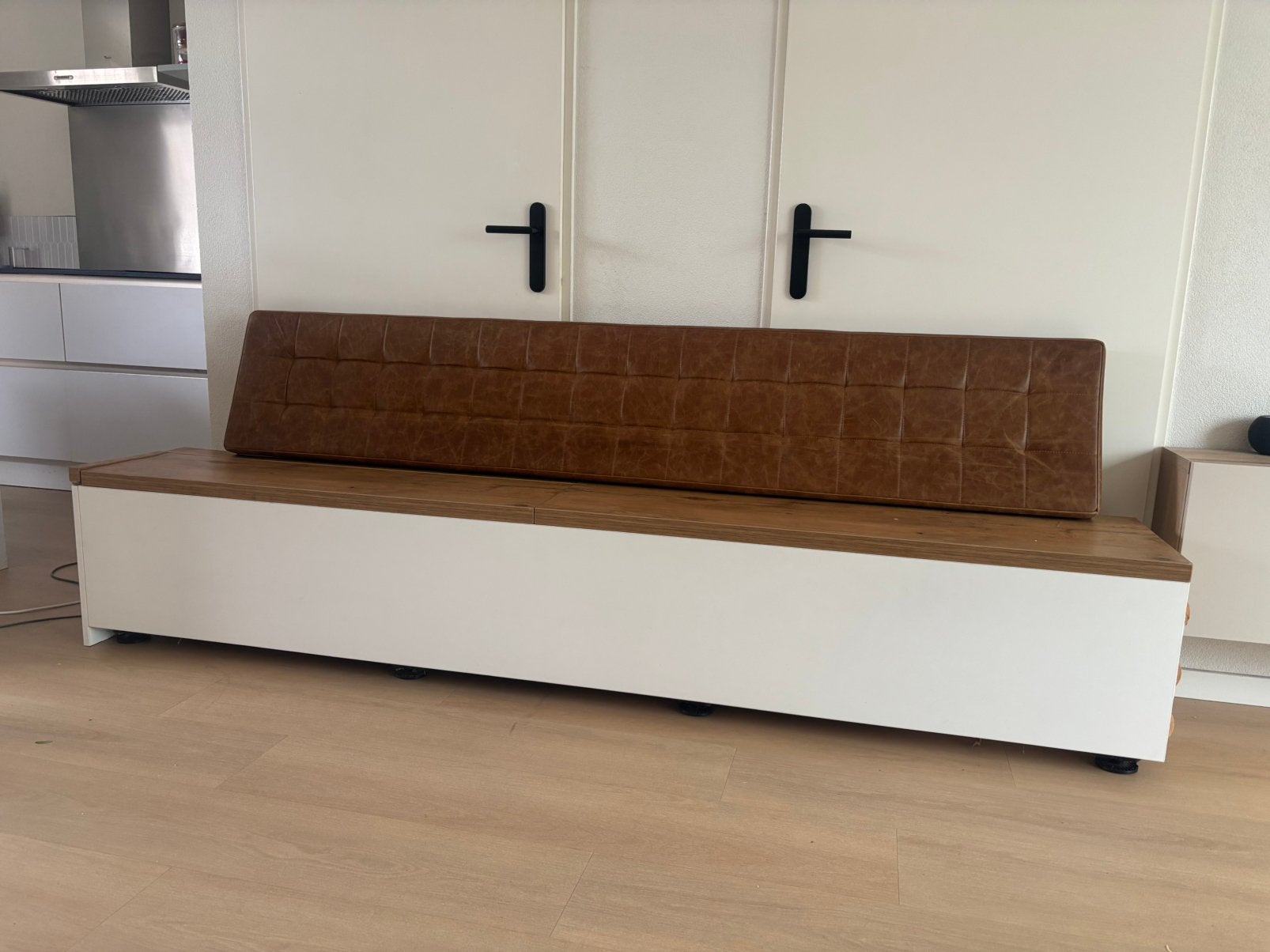 Mooie klepbank met rugkussen te koop!, Huis en Inrichting, Complete eetkamers, Ophalen, Zo goed als nieuw