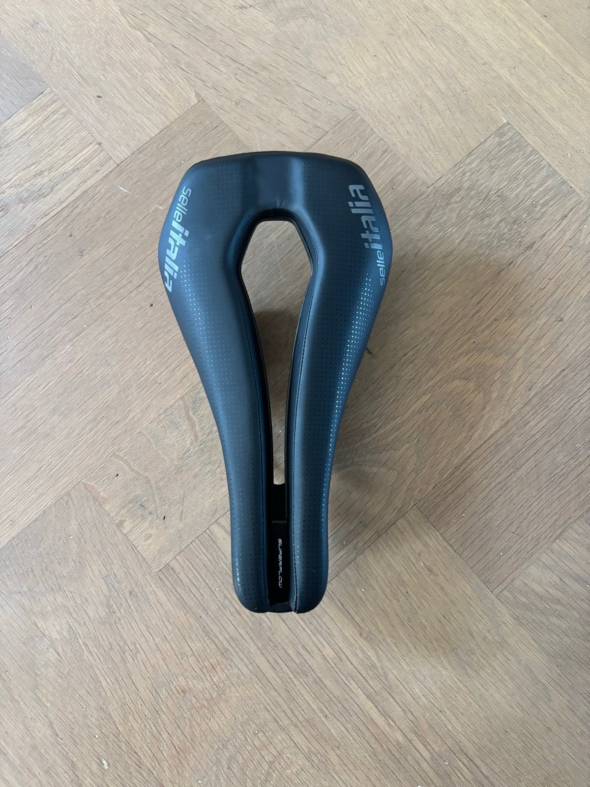 Selle Italia SLR Superflow Zadel - Zo goed als nieuw, Overige materialen, Ophalen of Verzenden, Zo goed als nieuw, Zadel