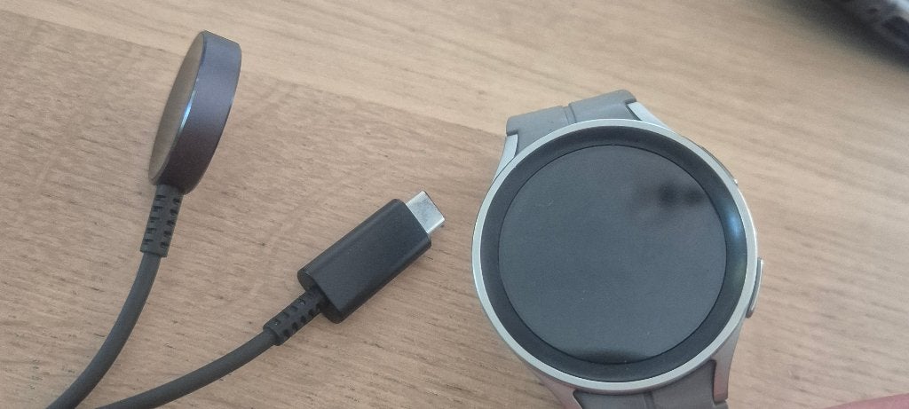 Samsung galaxy watch5 pro, Ophalen, Zo goed als nieuw, Samsung, Grijs