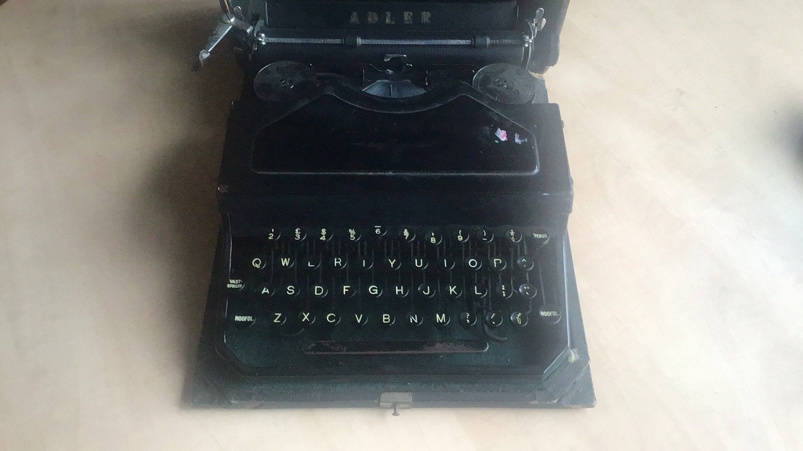 Adler schrijfmachine met schuifarmen, Ophalen of Verzenden, Gebruikt