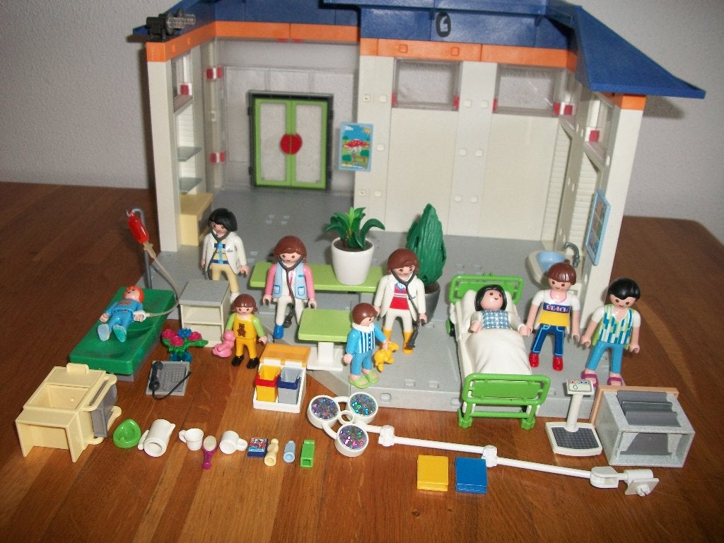 Kliniek / klein ziekenhuis, Ophalen of Verzenden, Zo goed als nieuw, Complete set