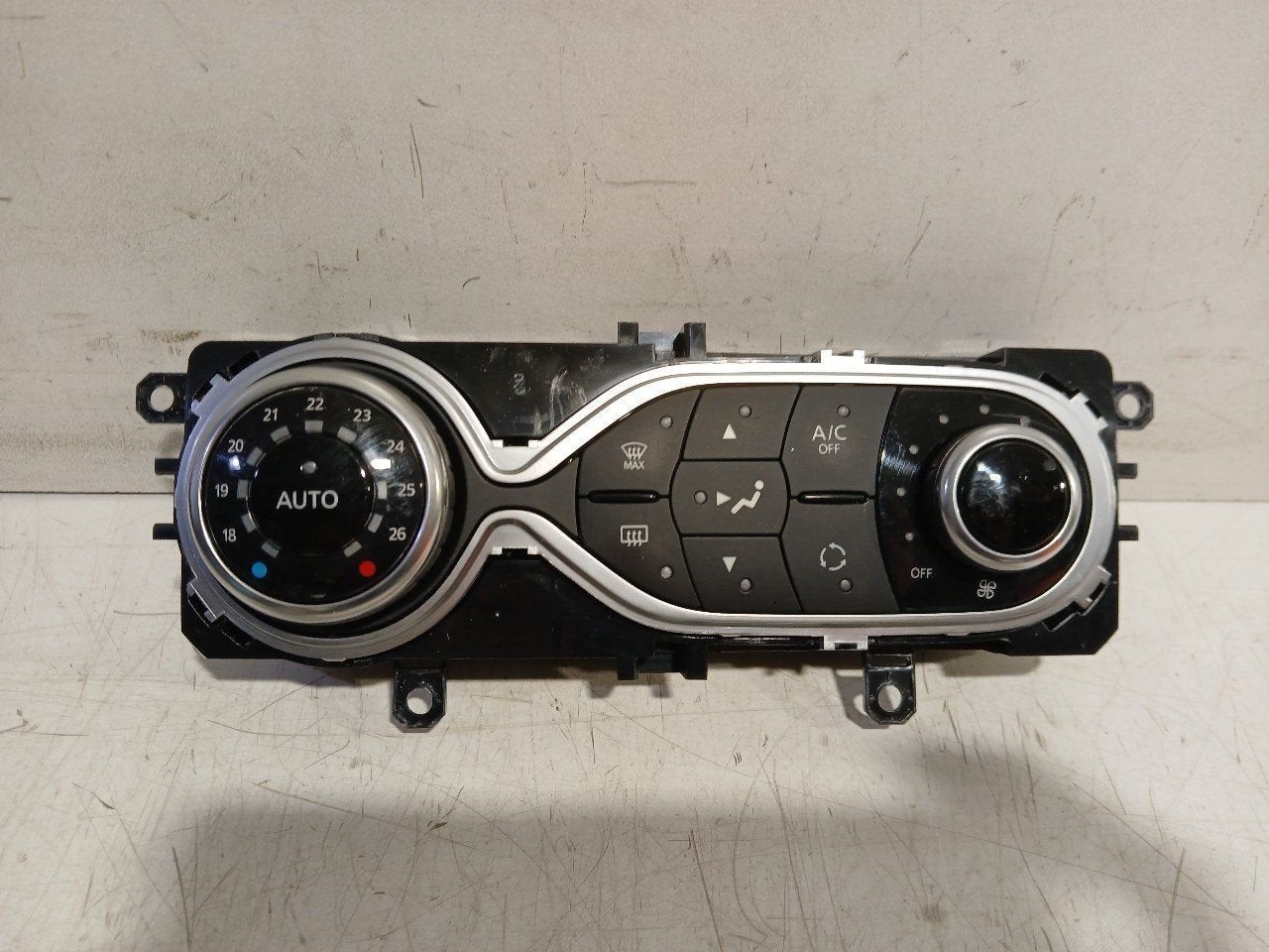 Bedieningspaneel kachel Renault Clio, Onderdelen@venauto.nl, Van der Ven Autorecycling B.V., Gebruikt, Ettenseweg 76, 4706 PB Roosendaal, The Netherlands