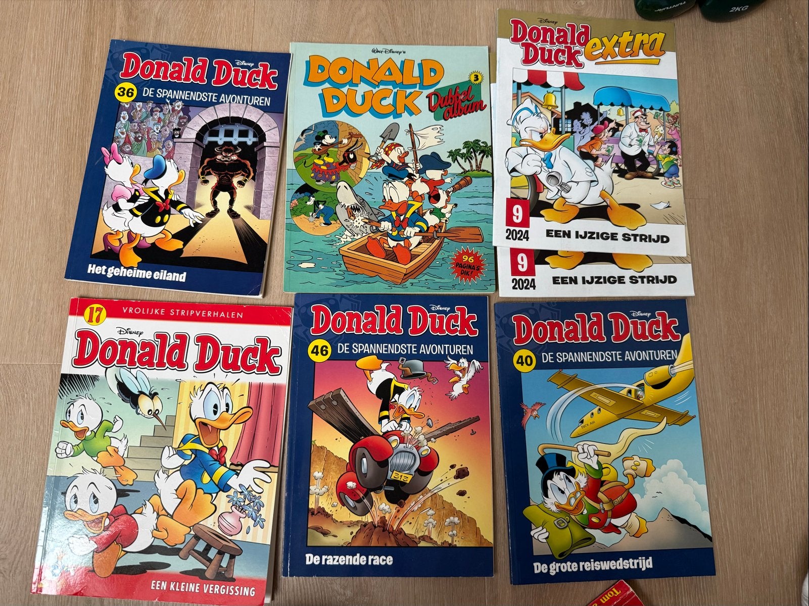 Donald Duck stripboeken en collectie, Meerdere stripboeken, Ophalen of Verzenden, Gelezen