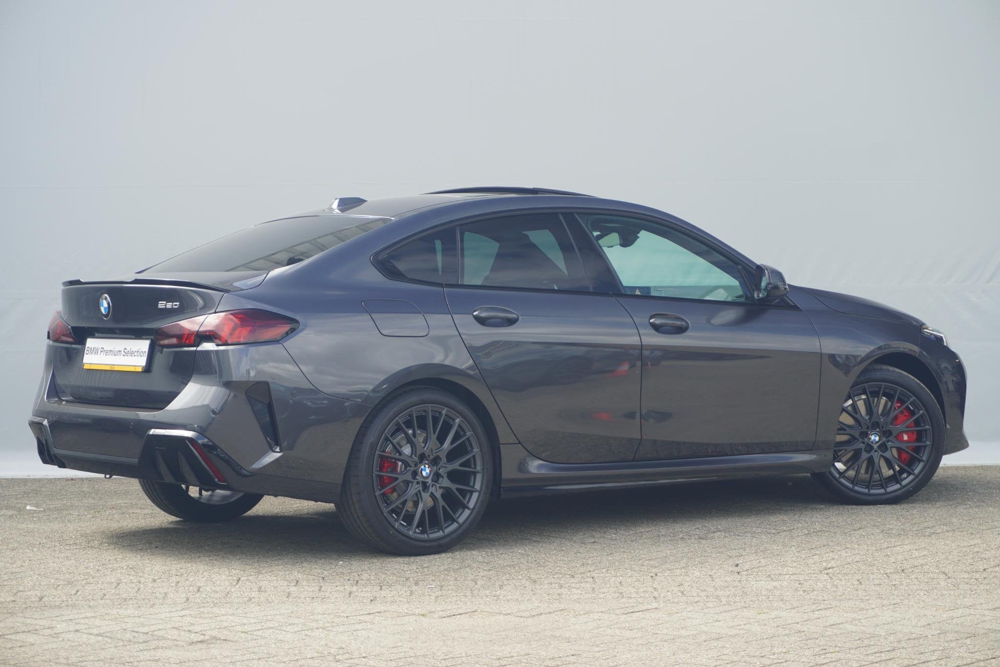 BMW 2 Serie Gran Coupé 220 | M Sportpakket Pro | Harman Kar, Auto's, Met garantie (alle), Origineel Nederlands, Bedrijf, 19 km/l