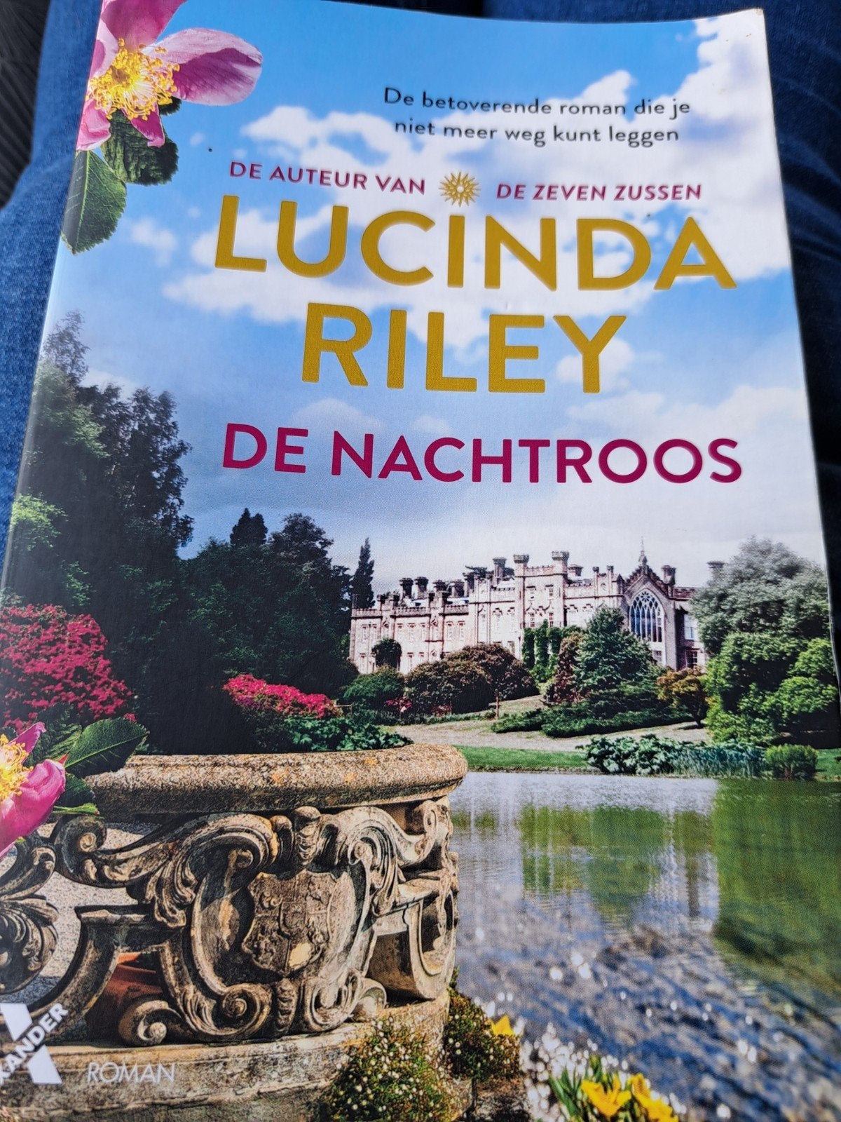 Lucinda Riley - De nachtroos, Boeken, Ophalen, Lucinda Riley, Zo goed als nieuw, Amerika