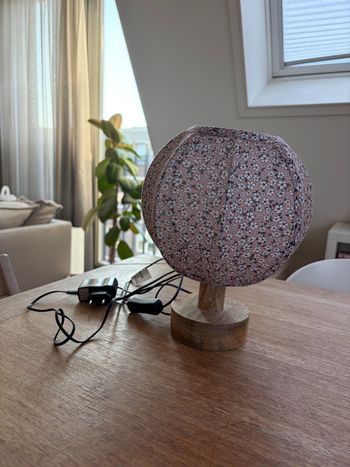 H&M Home Kinderkamer Lampje - Bloemenprint, Ophalen, Overige merken, Meerkleurig, Zo goed als nieuw