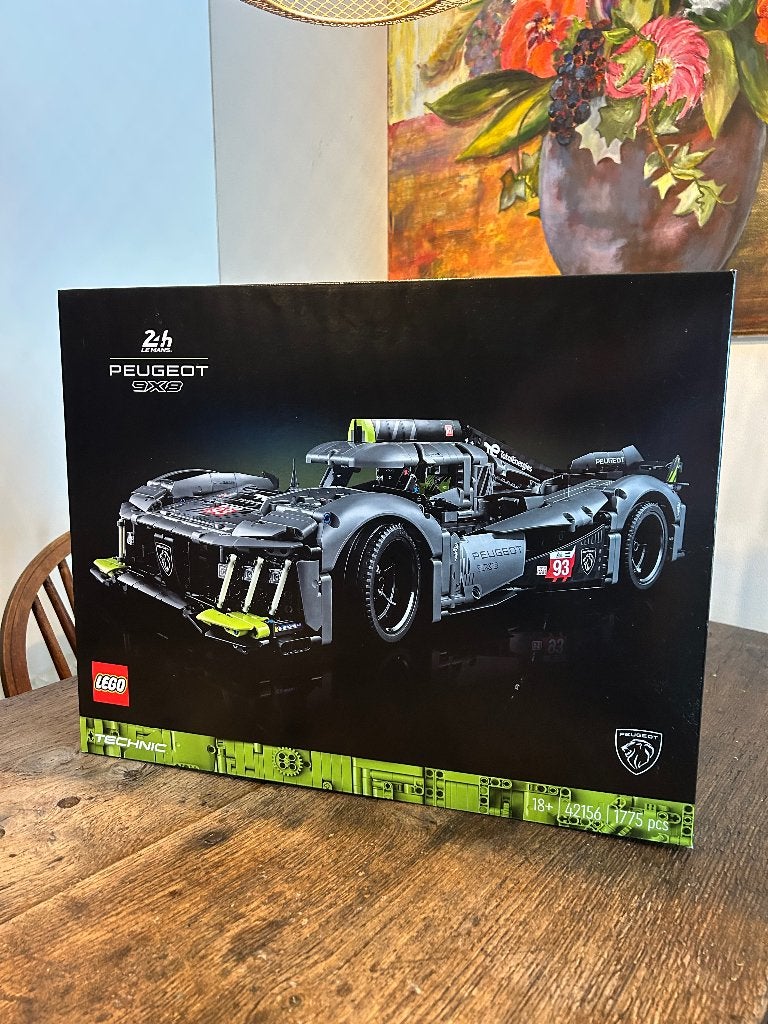 Lego Technic Peugeot 9X8 24H Le Mans Hybrid Hypercar, Inclusief doos, Lego, Nieuw, Ophalen of Verzenden