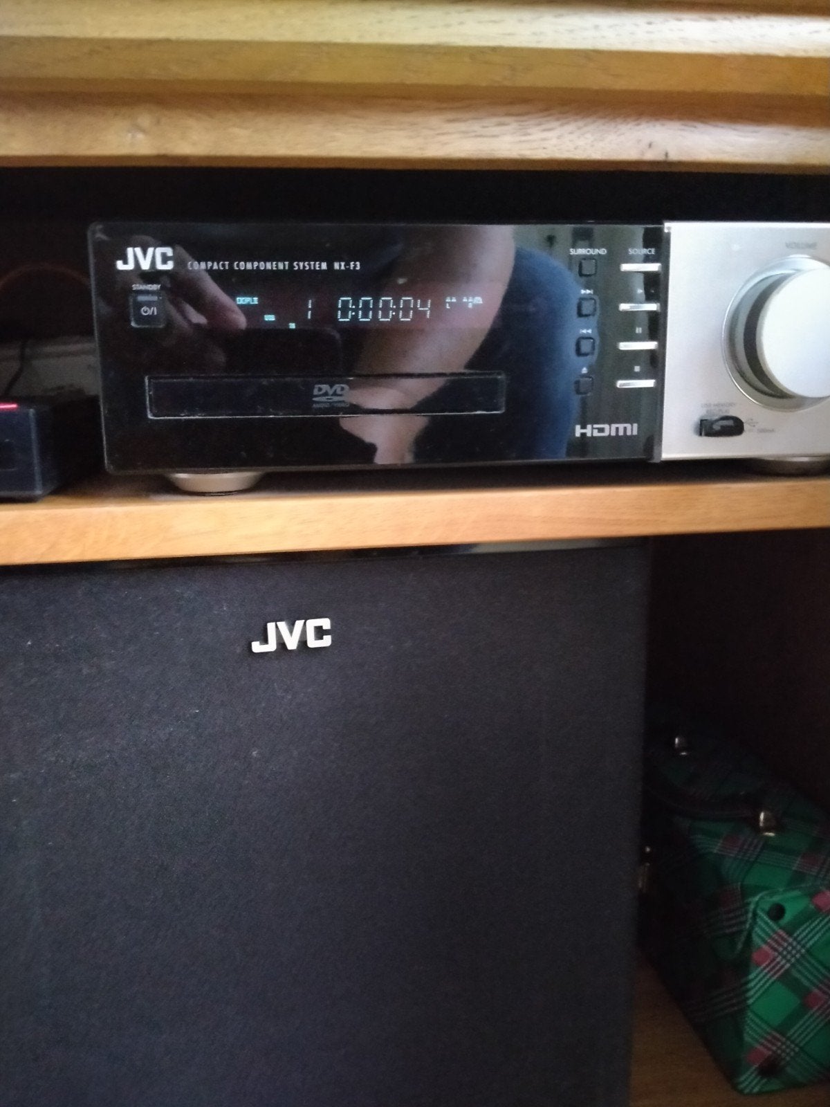 JVC Compact Component System met DVD-speler en subwoofer, Gebruikt, JVC, 2.1-systeem, Ophalen of Verzenden