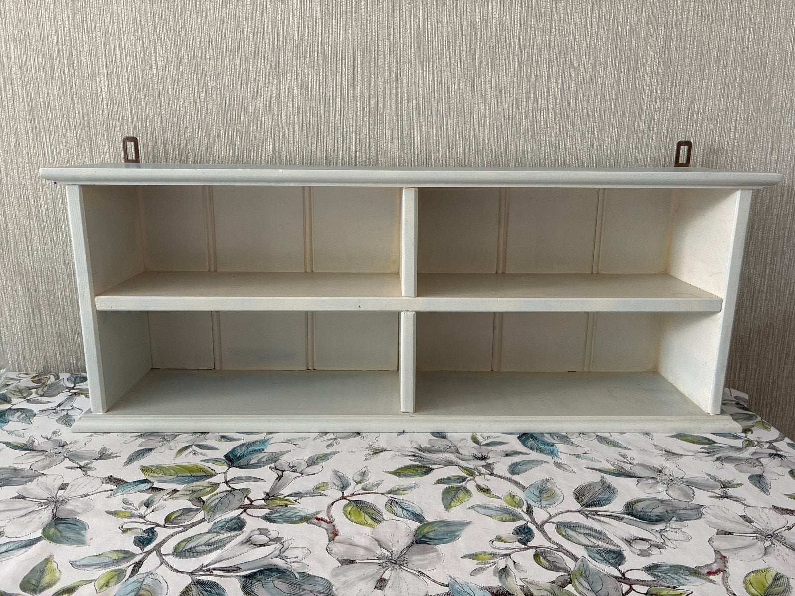 Beige / blauw wandkastje met vakken - 81x17,5x31cm, Ophalen, Gebruikt