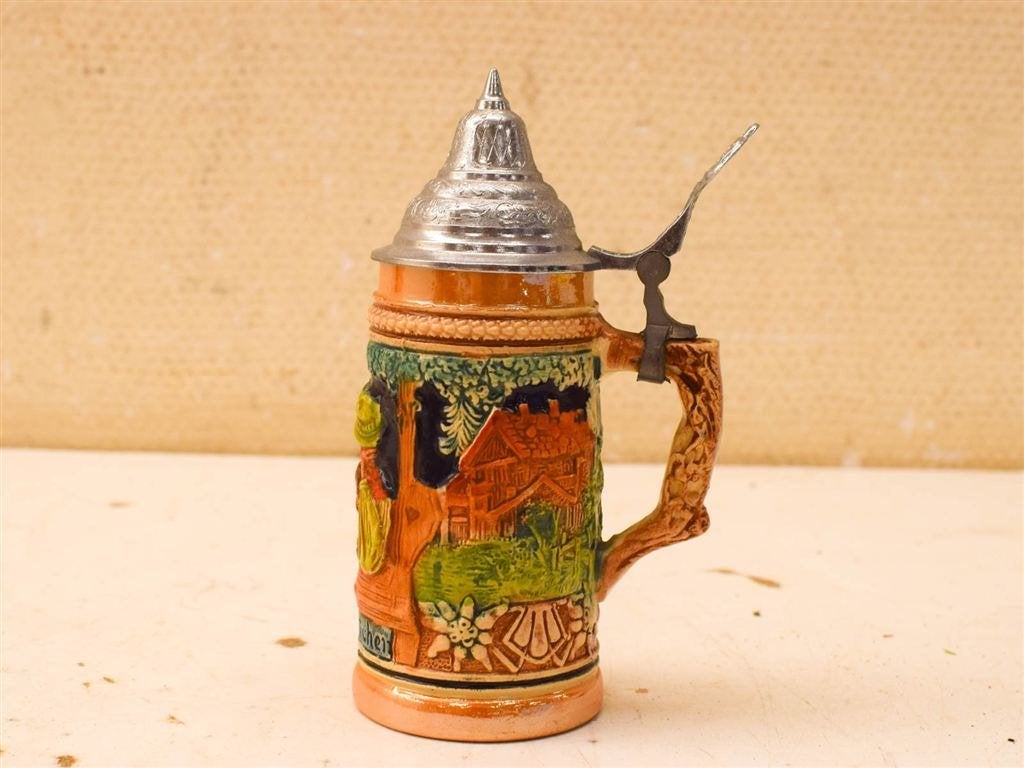 Kleine duitse bier pul 51975, Huis en Inrichting, Ophalen of Verzenden, Gebruikt, Aardewerk, Bord(en)