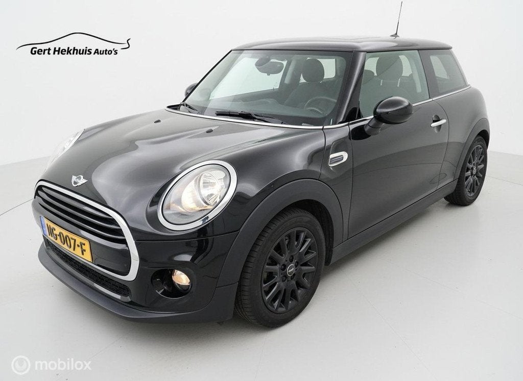 Mini cooper 1.5 Pepper I Cruise control I Sportvelgen I Airc, Auto's, Mini, Voorwielaandrijving, Gebruikt, Met garantie (alle)