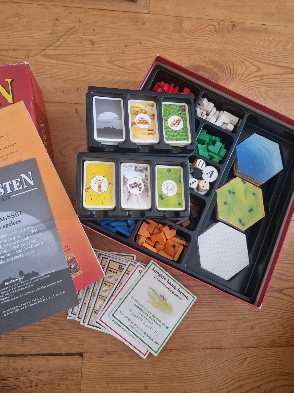 Spel: Kolonisten van Catan hout incl 5/6spelers uitbreiding, Hobby en Vrije tijd, Drie of vier spelers, Ophalen, Gebruikt, 999 Games