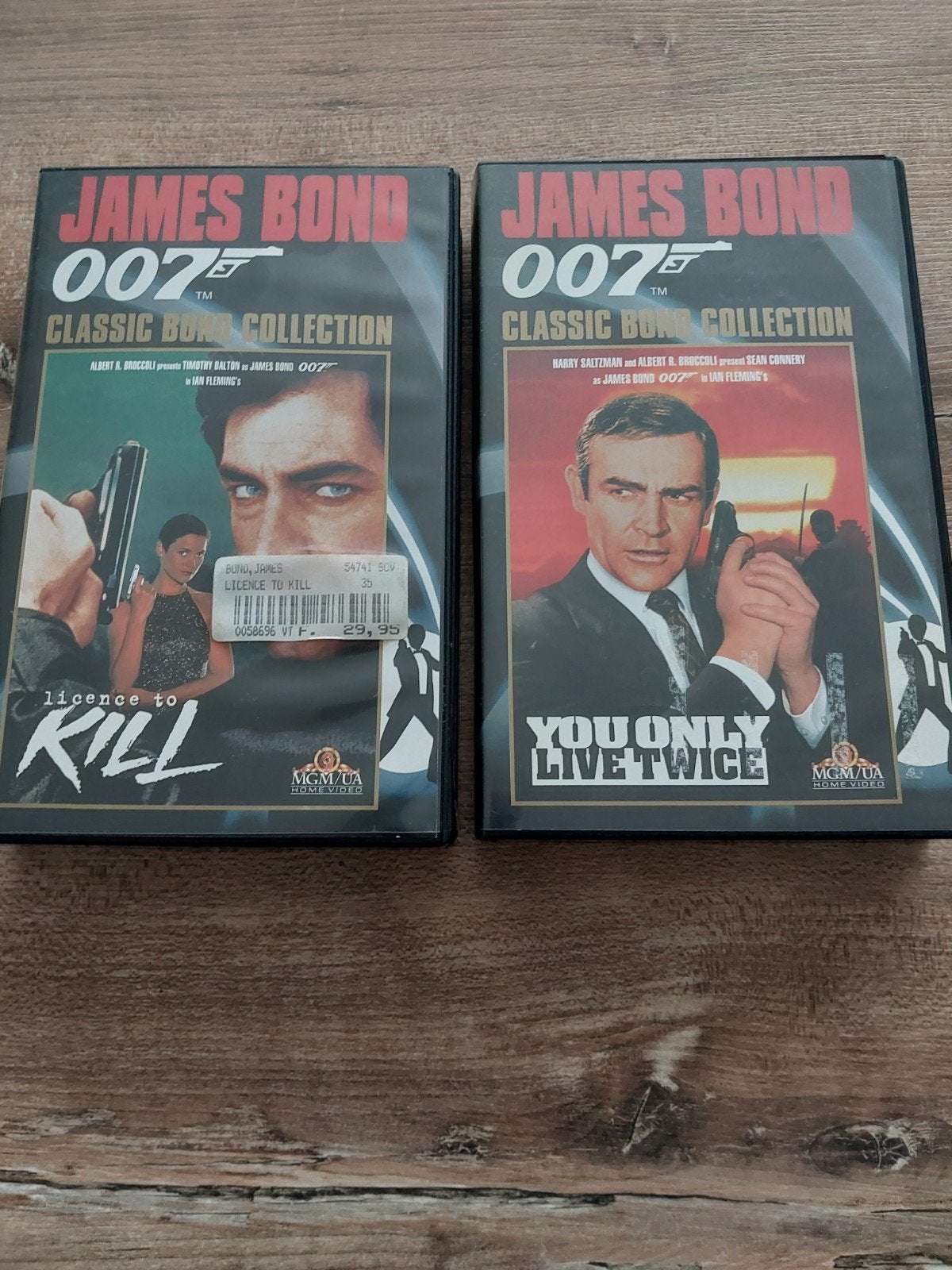 James Bond VHS- 2x samen €2, Cd's en Dvd's, Boxset, Ophalen of Verzenden, Actie en Avontuur, Vanaf 12 jaar
