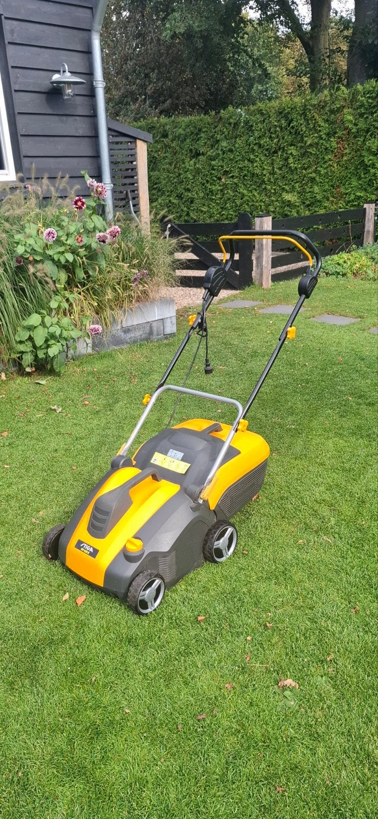 Stiga SV 415 E elektrische verticuteermachine, Ophalen, Cirkelmaaier, Gebruikt, Elektrische grasmaaier
