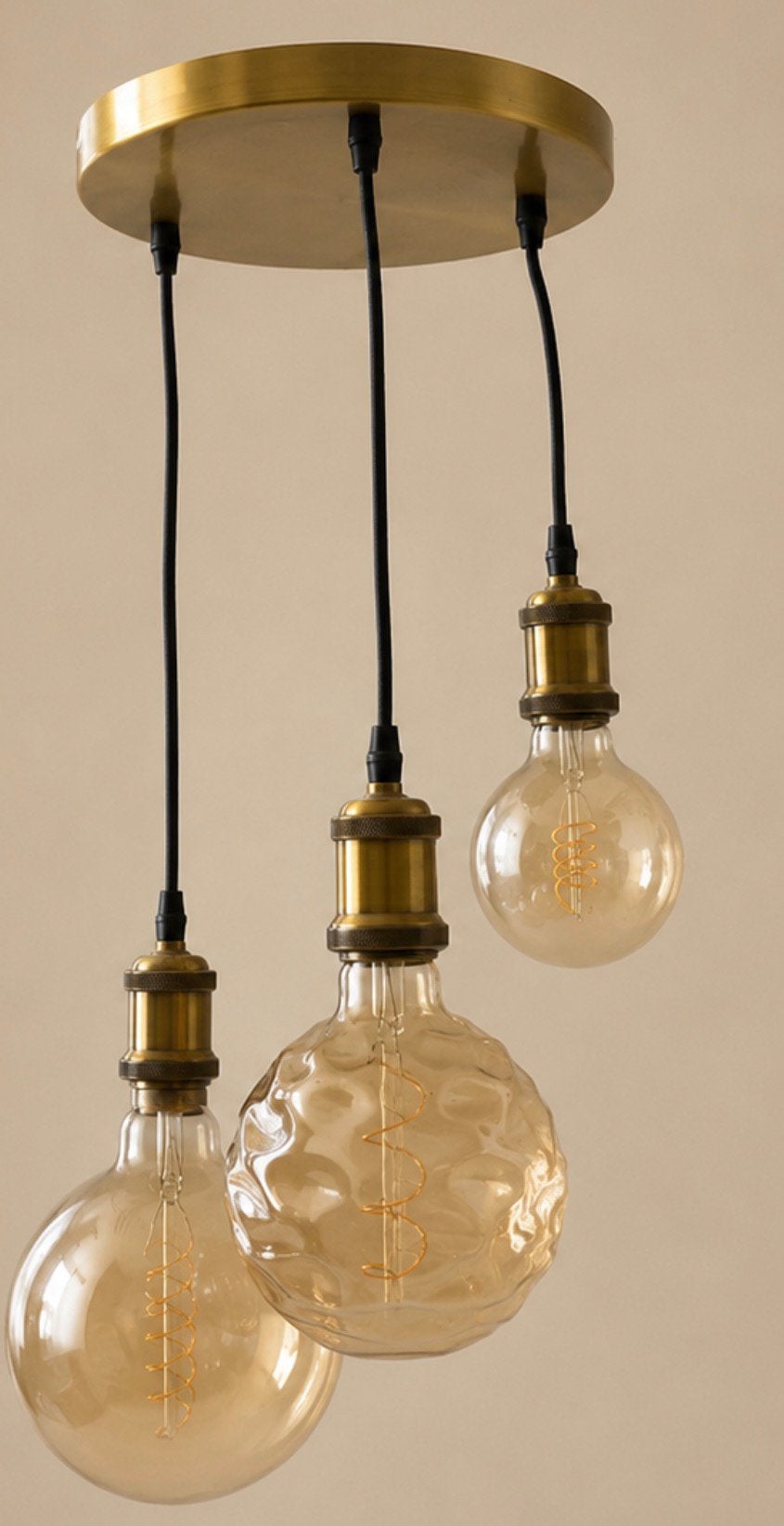 Vintage Hanglamp met 3 Edison Lampen - Goudkleurig Metaal, Huis en Inrichting, Lampen | Hanglampen, Ophalen of Verzenden, Zo goed als nieuw