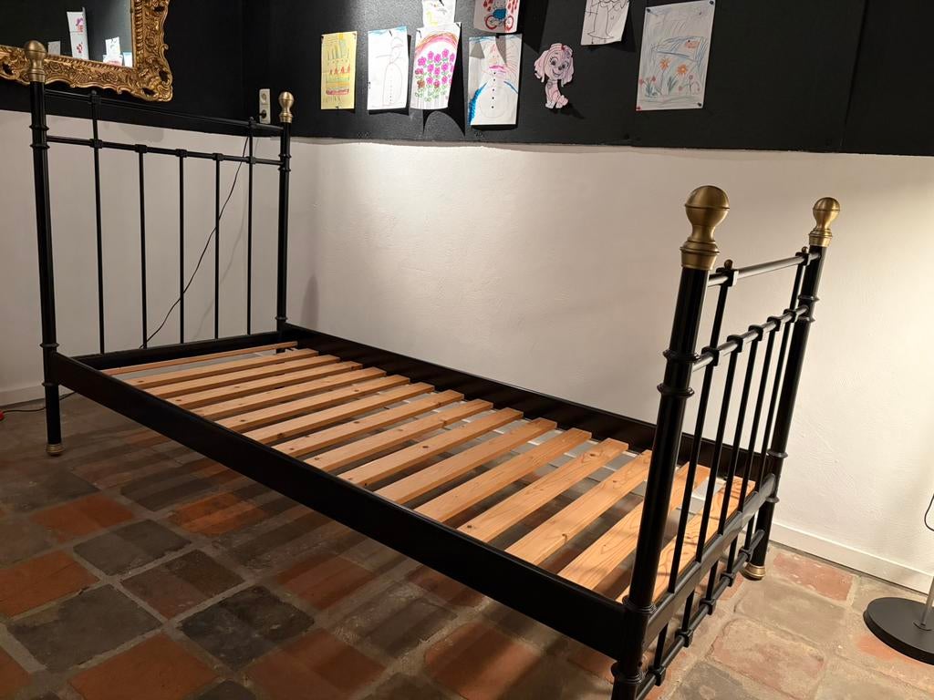 Metalen bed 1 persoons, Ophalen, Eenpersoons, Zwart, 140 cm