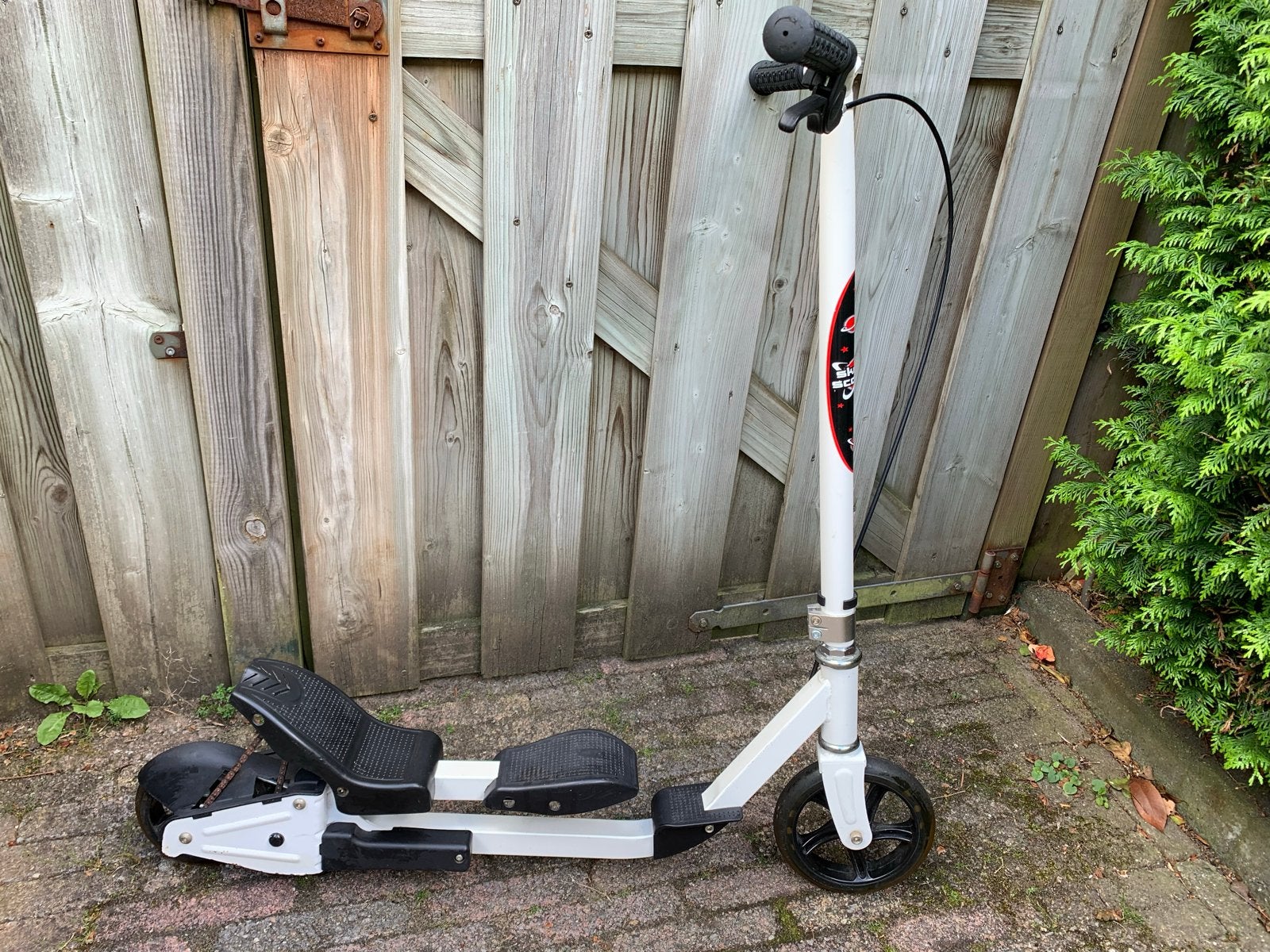 Skyscooter step - Wit met zwarte accenten, Ophalen, Gebruikt, Gewone step, Sky scooter