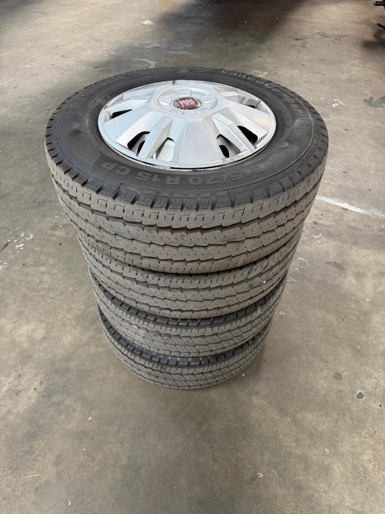 Set zomerbanden incl. velg + wieldop 15 inch - Fiat Ducato, Ophalen, 15 inch, Banden en Velgen, Zomerbanden