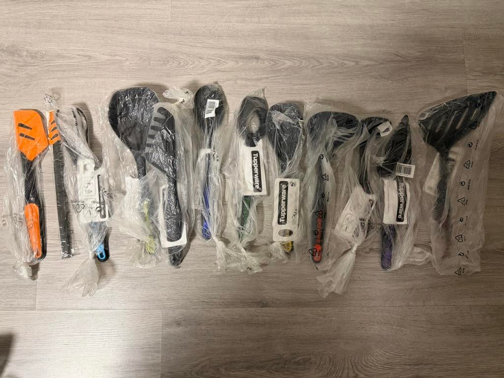 Tupperware set keukenhulpjes 12-delig, Huis en Inrichting, Keuken | Tupperware, Ophalen of Verzenden, Nieuw, Oranje, Overige typen