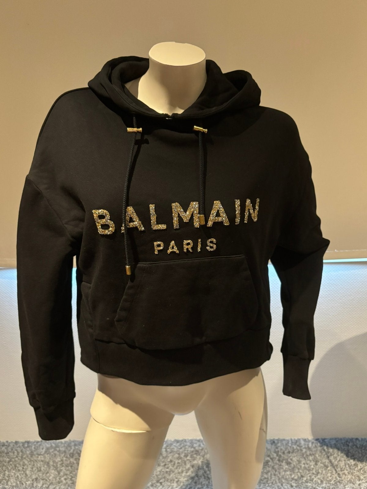 Balmain sweater met steentjes en aparte zijkanten maat s., ., Zwart, Ophalen of Verzenden, Zo goed als nieuw