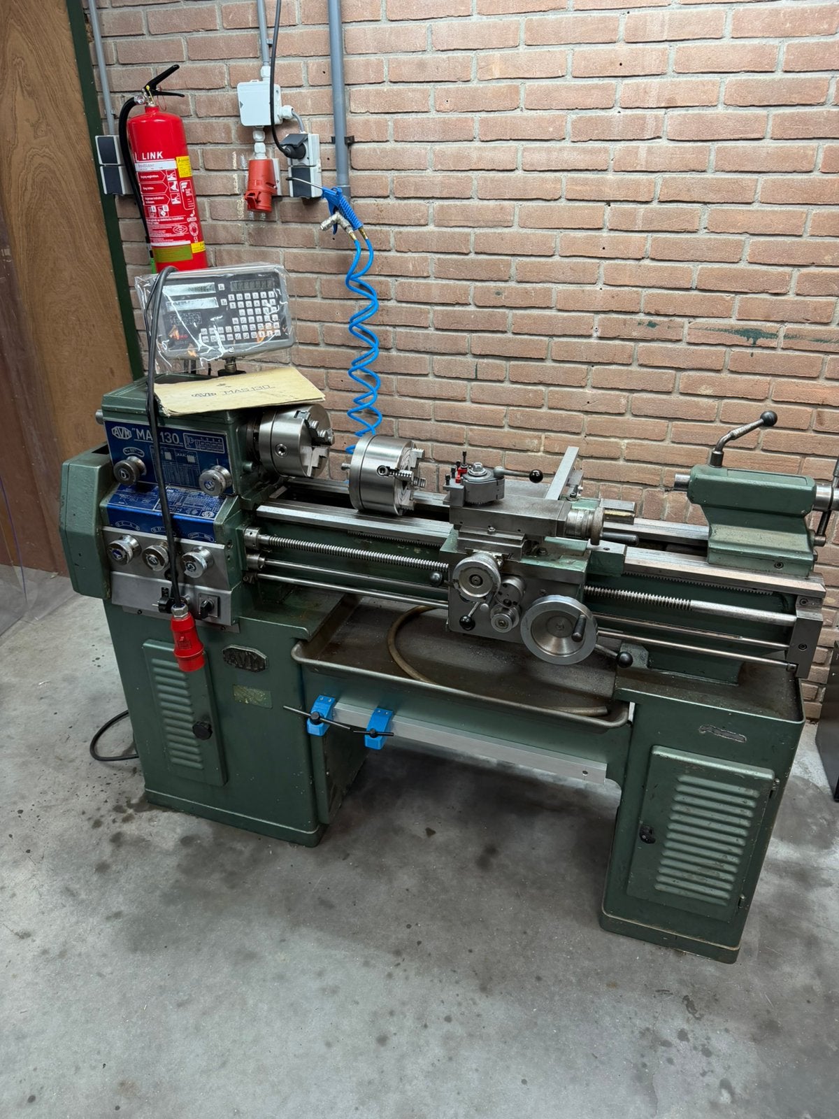 AVM Mas 130 draaibank, Ophalen, Zo goed als nieuw, Metaaldraaibank, 500 tot 1000 mm