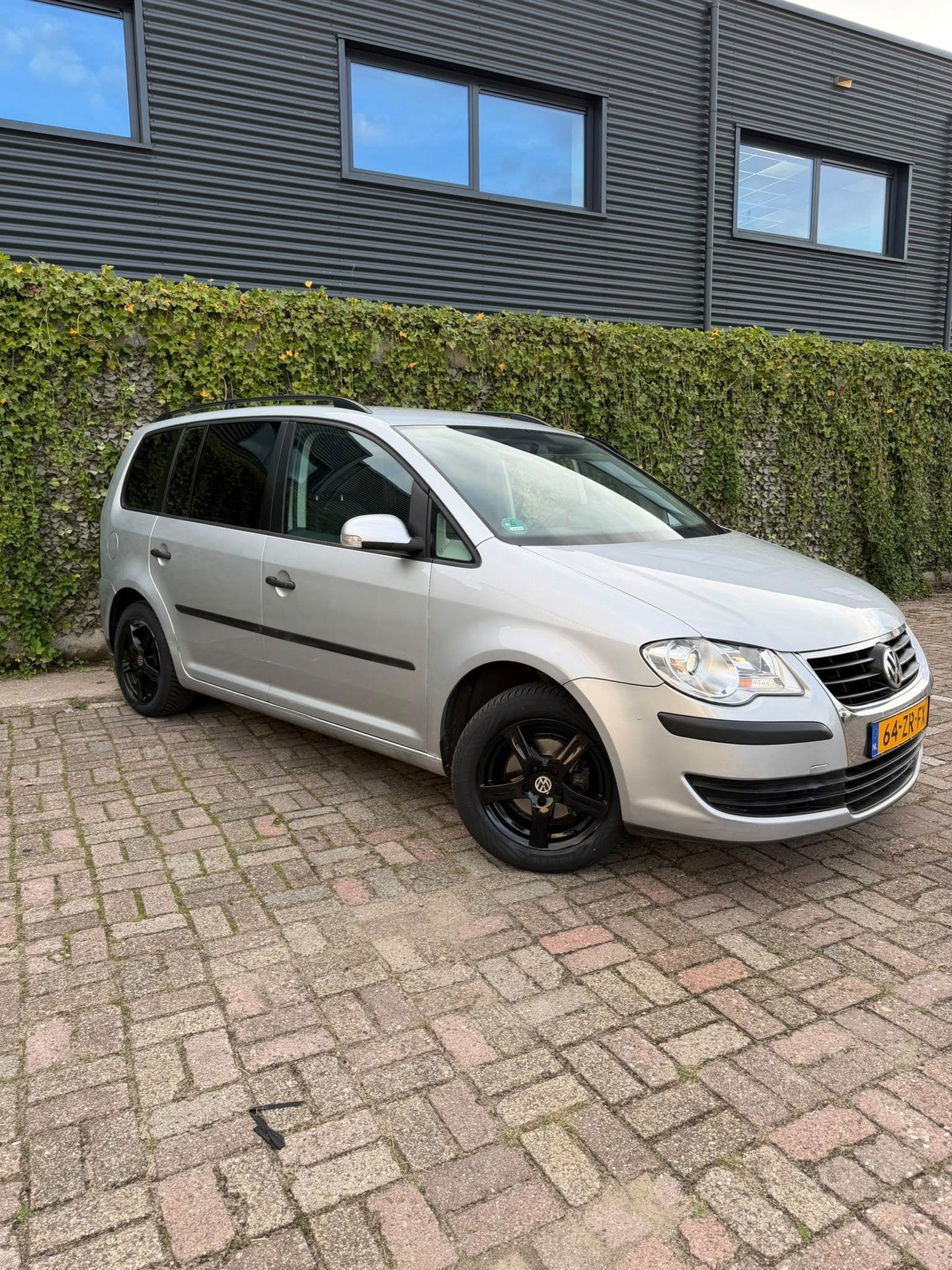 Foto 2 van Volkswagen Touran 1.4 TSI Optive